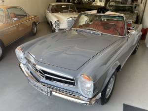 Image 5/38 of Mercedes-Benz 280 SL (1970)