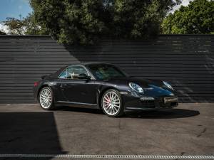 Image 2/45 of Porsche 911 Carrera 4S (2010)