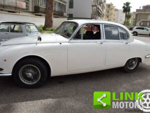 Immagine 6/10 di Jaguar S-Type 3.8 (1967)