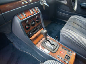 Bild 24/32 von Mercedes-Benz 280 TE (1984)