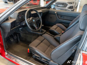 Image 37/51 of BMW M 635 CSi (1985)