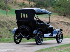 Bild 7/13 von Ford Modell T Touring (1920)
