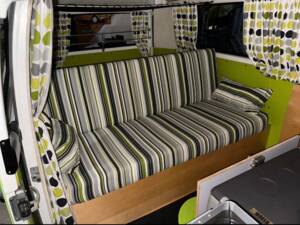 Immagine 6/11 di Volkswagen T2b Camper (1977)