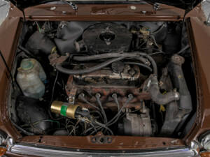 Image 37/50 of Morris Mini Cooper 1300 (1985)