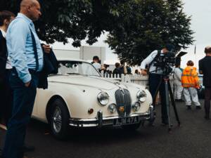 Image 3/24 of Jaguar Mk II 3.8 (1963)