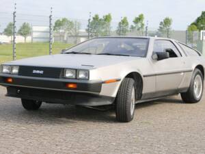 Image 1/92 of DeLorean DMC-12 (1982)