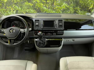 Bild 23/32 von Volkswagen T6 Multivan 2.0 TDI (2017)