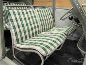 Image 16/19 of Citroën 2 CV France 3 (1953)