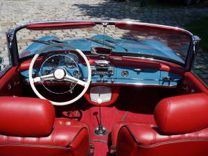 Image 2/26 de Mercedes-Benz 190 SL (1962)