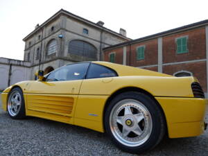 Bild 29/82 von Ferrari 348 TS (1990)