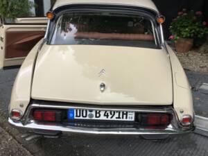 Image 67/82 de Citroën DS 20 (1974)