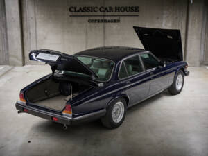 Bild 97/97 von Daimler Double Six (1994)