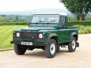 Bild 34/50 von Land Rover Defender 90 Td5 (2006)