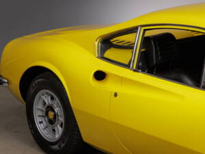 Immagine 28/50 di Ferrari Dino 246 GT (1972)