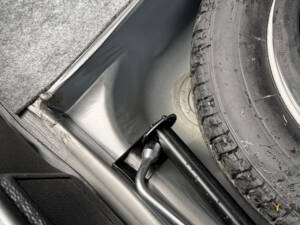 Imagen 44/74 de Mercedes-Benz E 320 (1994)