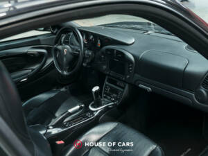 Bild 17/24 von Porsche 911 Carrera (2002)