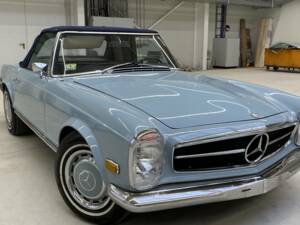 Imagen 5/13 de Mercedes-Benz 250 S (1967)