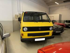 Bild 8/25 von Volkswagen T3 Caravelle TD 1.6 (1987)