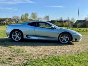 Immagine 6/31 di Ferrari 360 Modena (2000)