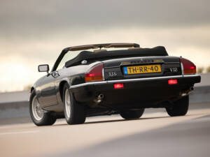 Bild 17/37 von Jaguar XJ-S Convertible (1989)