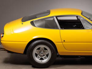 Bild 7/33 von Ferrari 365 GTB&#x2F;4 Daytona (1972)