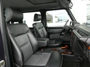 Image 13/23 of Mercedes-Benz 500 GE (1993)