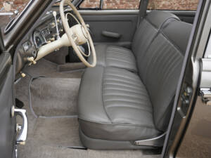 Immagine 38/50 di BMW 501 V8 (1965)