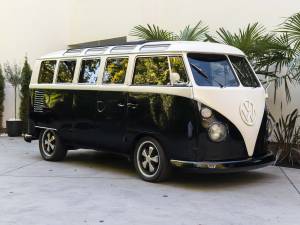 Imagen 2/43 de Volkswagen T1 Samba (1965)