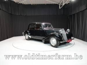Image 3/15 of Citroën Traction Avant 15&#x2F;6 (1947)