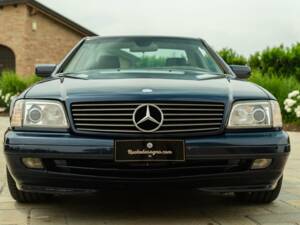 Image 12/50 de Mercedes-Benz SL 500 (1998)