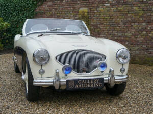 Image 32/50 of Austin-Healey 100&#x2F;4 (BN1) (1955)