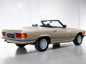 Image 5/43 de Mercedes-Benz 350 SL (1978)