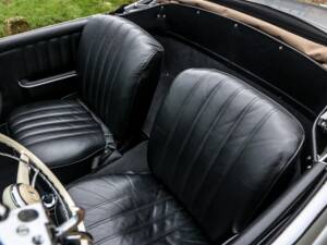 Image 14/24 of Mercedes-Benz 190 SL (1960)