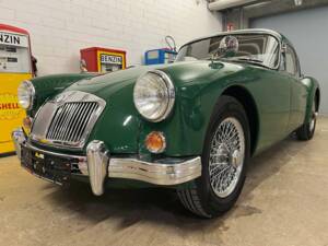 Imagen 5/17 de MG MGA 1500 (1958)