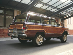 Image 14/96 of Jeep Wagoneer Limited (1982)