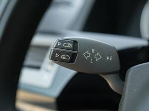 Image 48/50 of BMW 750iL (2001)