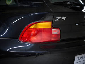 Bild 41/93 von BMW Z3 Coupé 2.8 (1997)