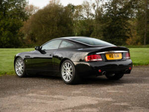 Afbeelding 9/50 van Aston Martin V12 Vanquish S (2005)