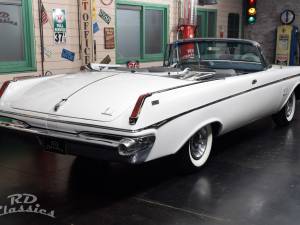 Image 6/41 of Imperial Crown Convertible (1963)