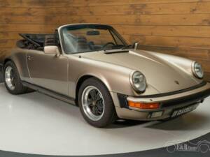 Image 4/19 of Porsche 911 Carrera 3.2 (1984)