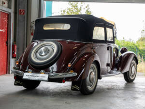 Image 2/39 of Mercedes-Benz 170 D OTP (1951)