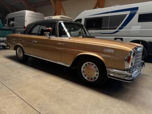 Imagen 7/26 de Mercedes-Benz 280 SE (1969)