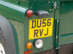 Bild 18/50 von Land Rover Defender 90 Td5 (2006)
