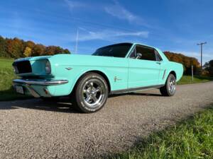 Image 3/33 of Ford Mustang 302 (1965)