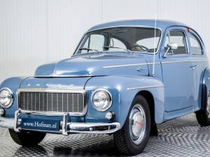 Image 11/50 of Volvo PV 544 (1959)