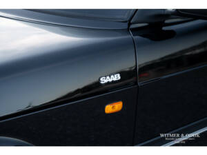 Image 18/25 of Saab 900 Turbo (1991)