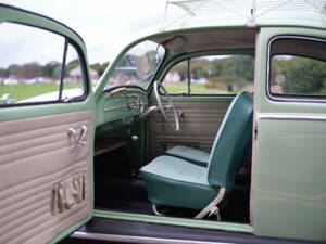 Image 30/49 of Volkswagen Beetle 1200 Standard &quot;Dickholmer&quot; (1963)