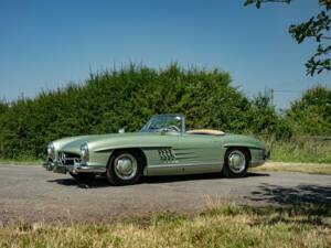 Bild 9/50 von Mercedes-Benz 300 SL Roadster (1960)