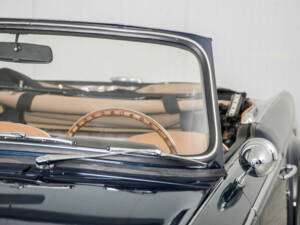 Image 23/50 de Triumph TR 250 (1968)
