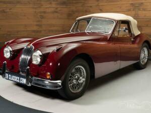 Immagine 15/19 di Jaguar XK 140 SE DHC (1956)